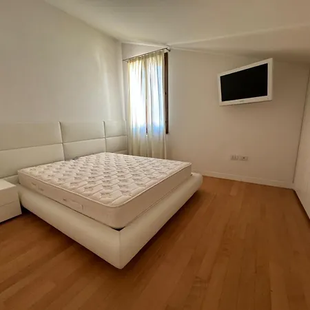 Attico La Vela Apartamento