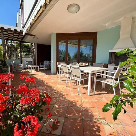 Attico La Vela Vista Mare Διαμέρισμα